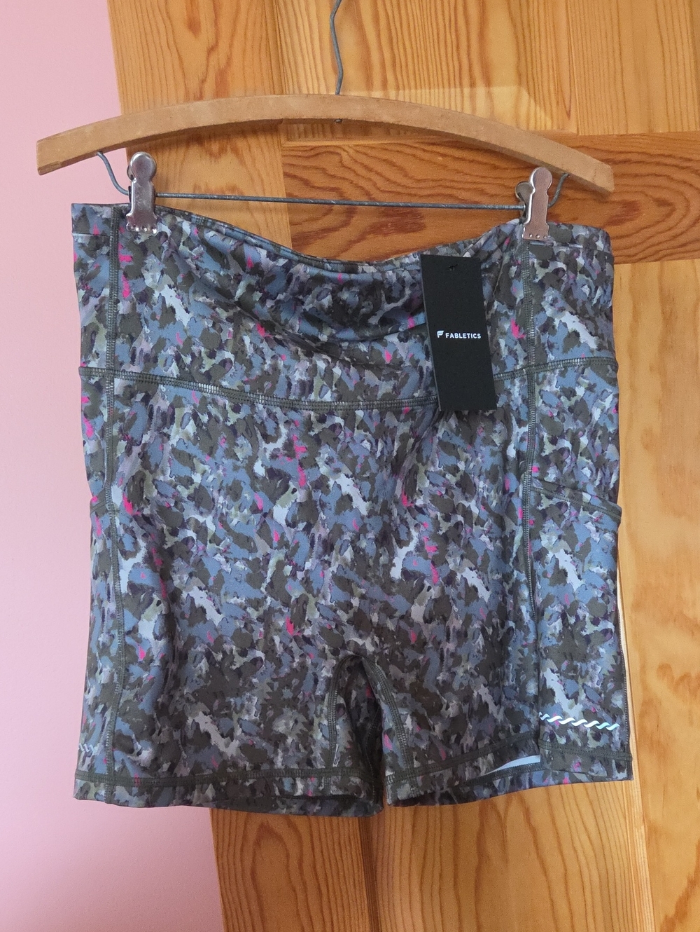 NWT Fabletics Olive Camo Bike Shorts with Pink Speckle
